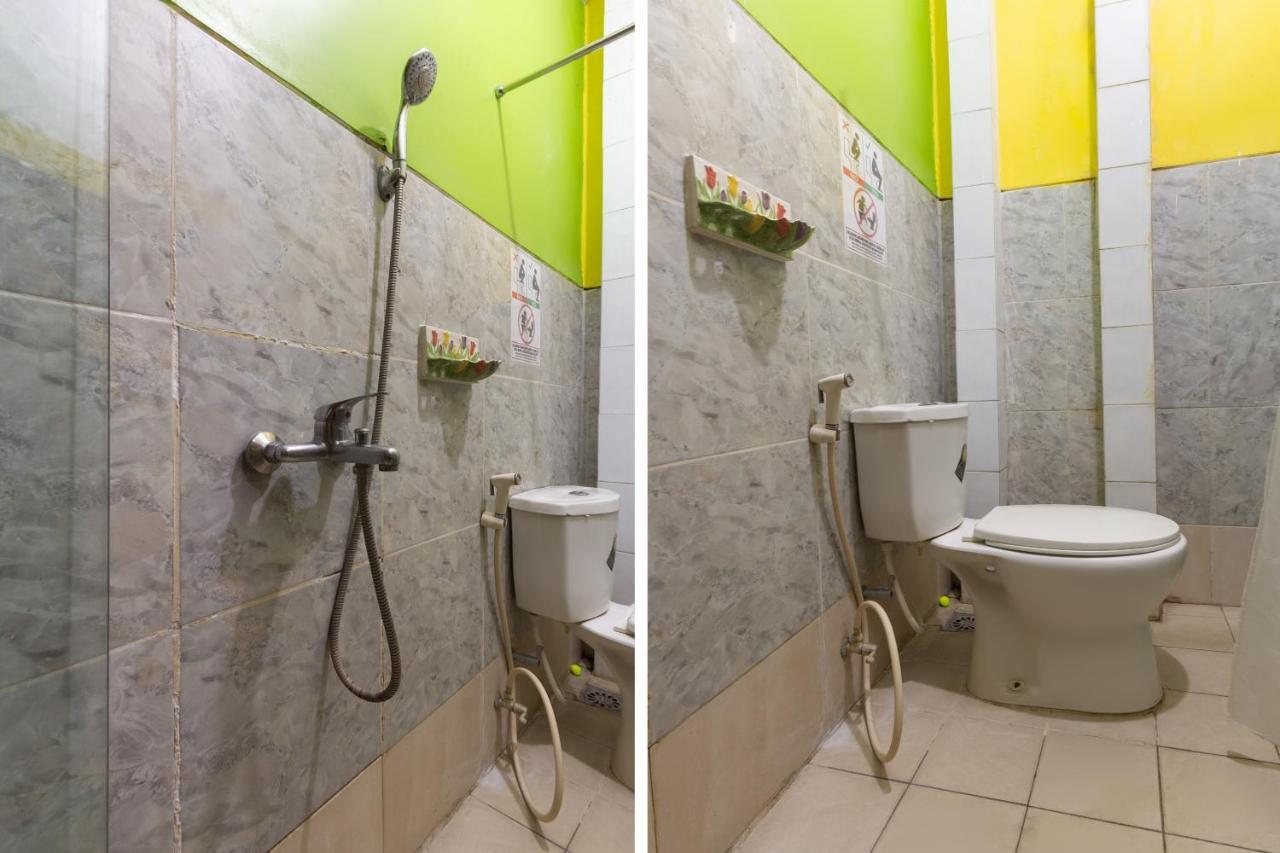 Homestay Gayatri Sawojajar Near Univ Negeri Malang Kampus 2 Mitra Reddoorz Ngoại thất bức ảnh